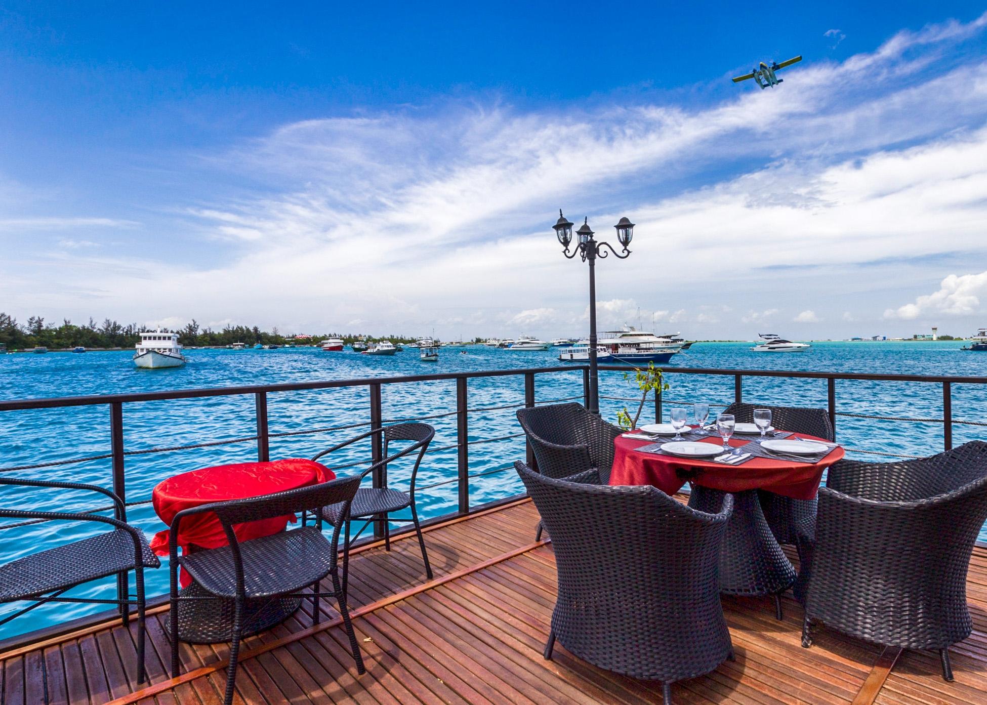 Hotel UI Inn Malé Exterior foto