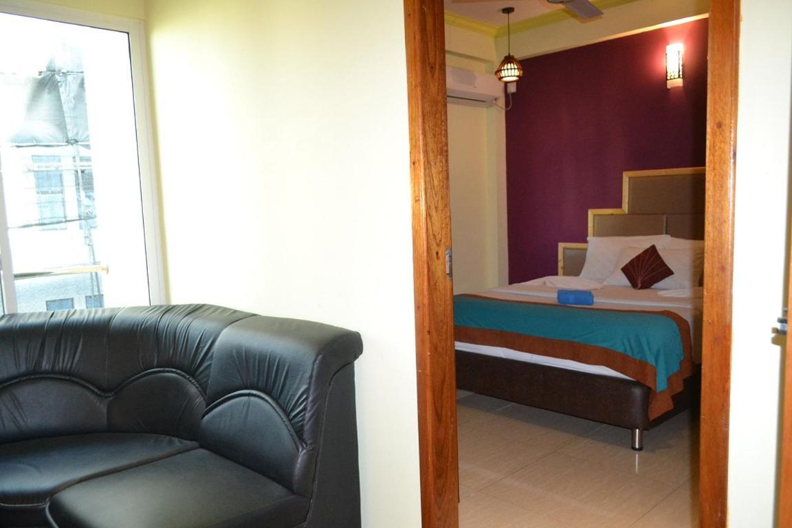 Hotel UI Inn Malé Exterior foto